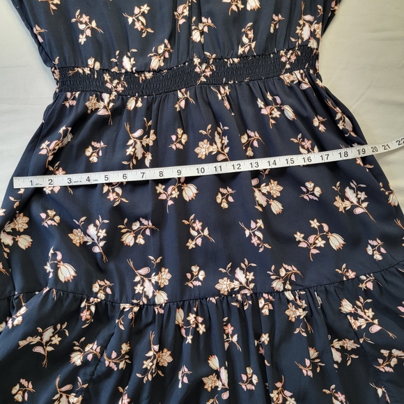 Old Navy Peasant Dress Short Black Floral Tiered Skirt V-neck Long Sleeve L - Picture 10 of 12